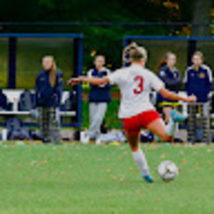 Meet your Posher, Avery